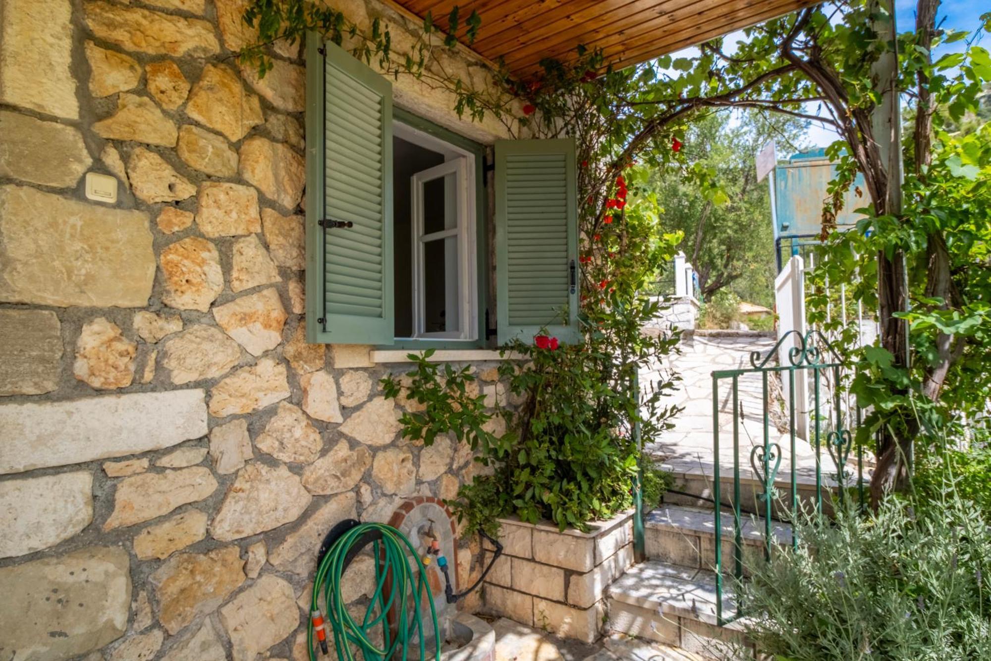 Kerkis Traditional Guesthouse Drymon ภายนอก รูปภาพ